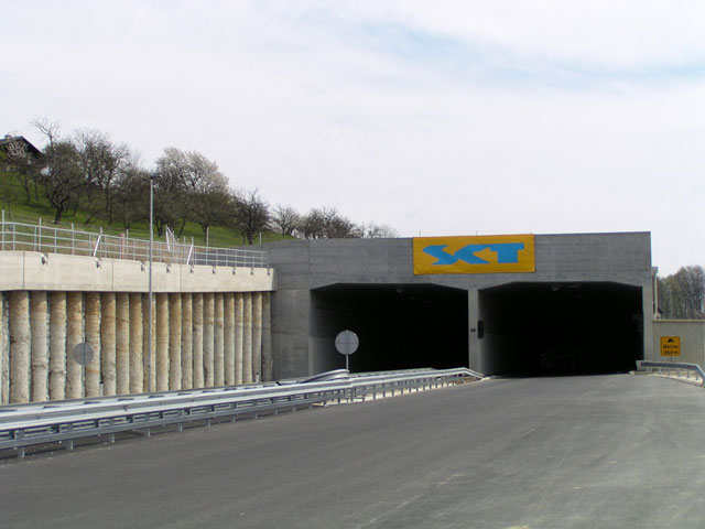 Avtocestni odsek, Lenart – Spodnja Senarska in Spodnja Senarska – Cogetinci